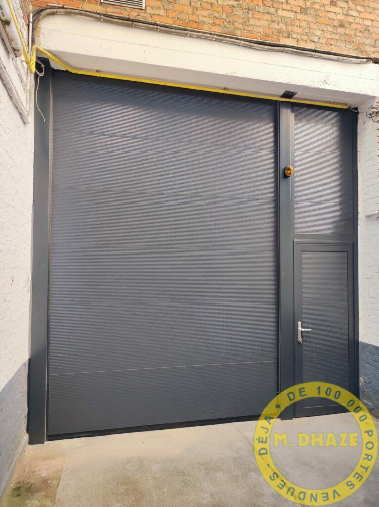 Porte-industrielle-avec-portillon-et-imposte-Lille-59