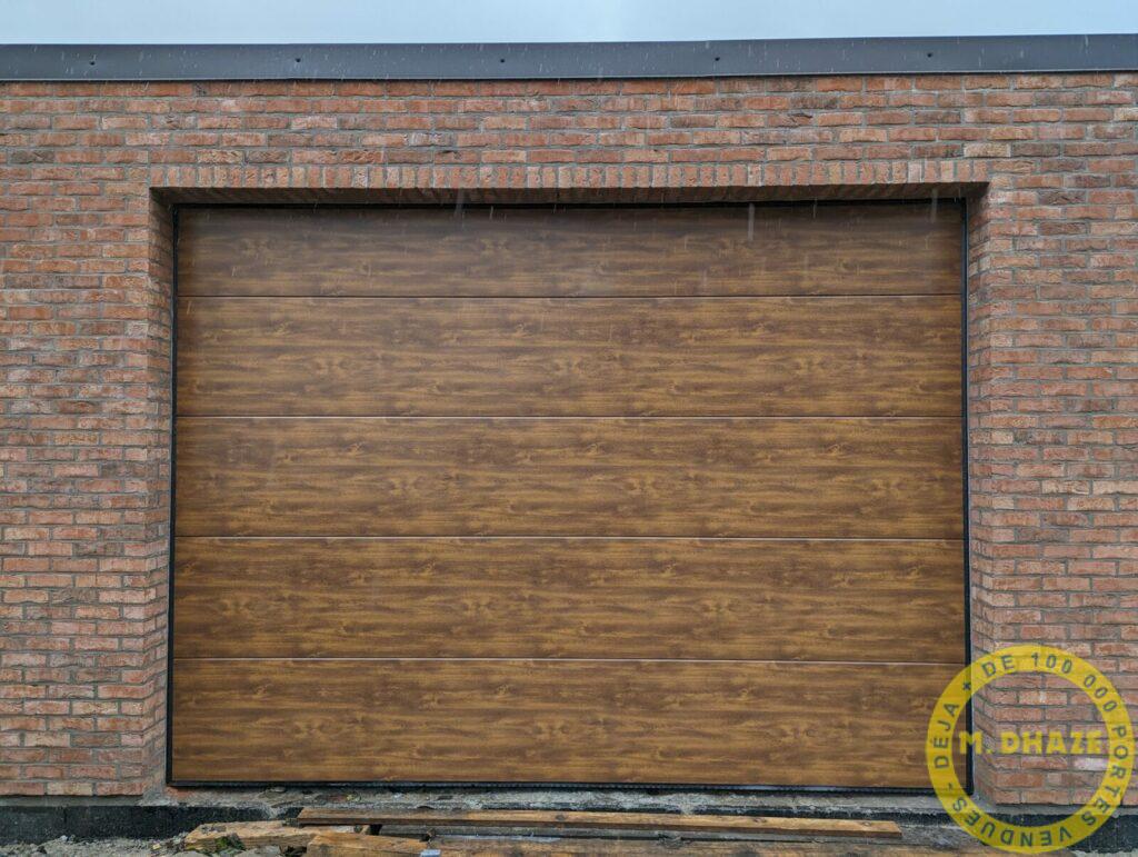 Porte sectionelle grande dimension à Halluin (Nord)