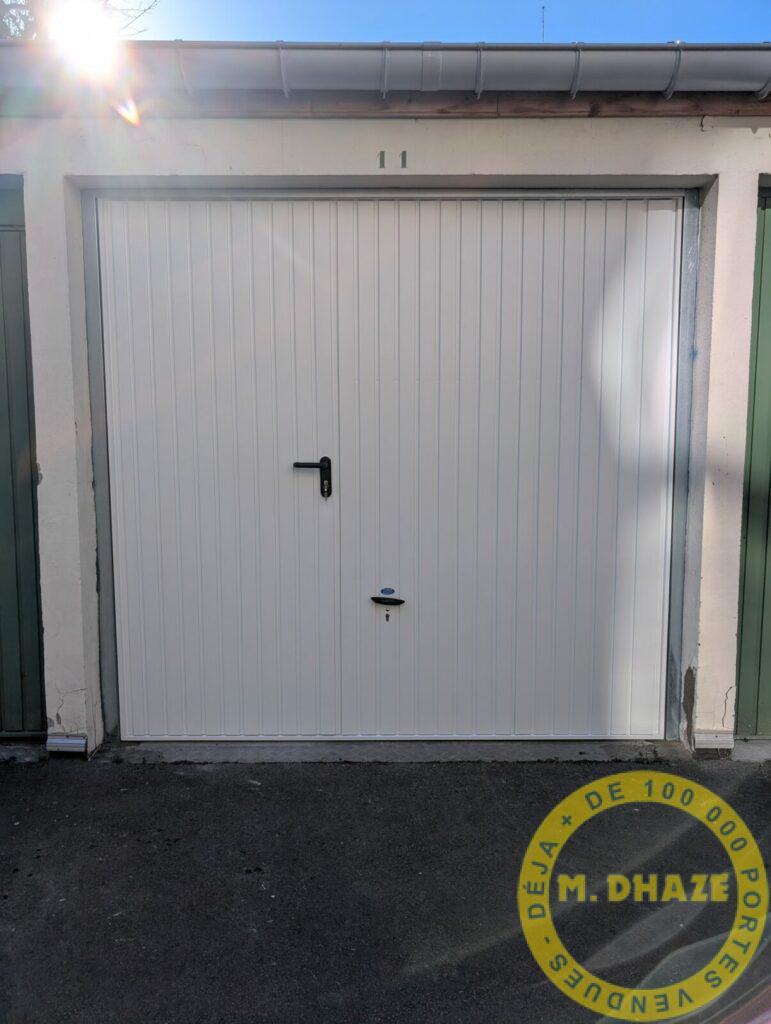 Porte de garage basculante et portillon à Roncq (59)
