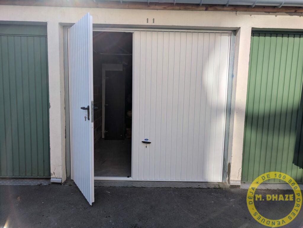 Porte basculante de garage Novoferm à Roncq (Nord)