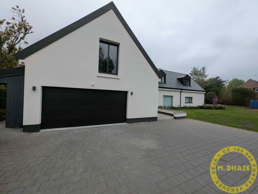 Dhaze-Porte-Sectionnelle-Noir-Sables-Novoferm