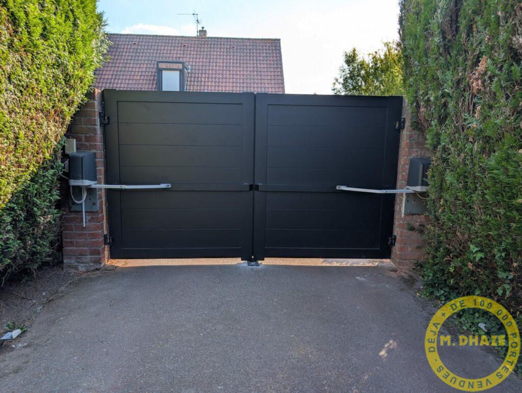 DHAZE portail 2 battants aluminuim vue interieure