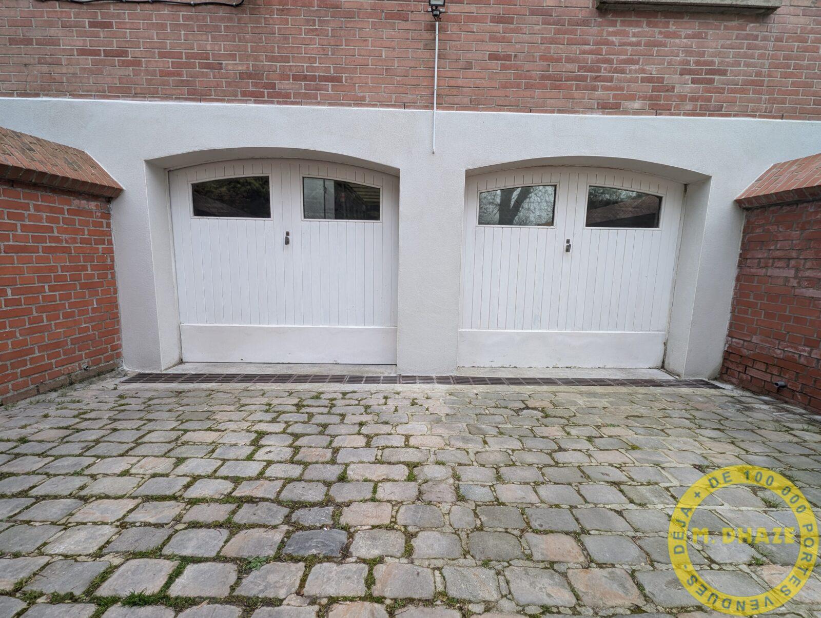 Double porte sectionnelle novoferm-vitree-halluin HAuts de France.jpg