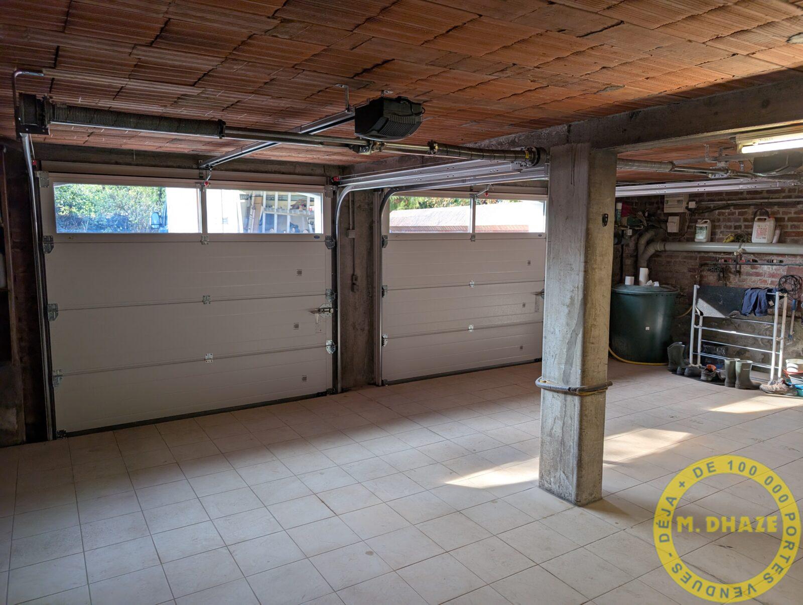 Double porte sectionnelle novoferm-vitree-halluin HAuts de France.jpg