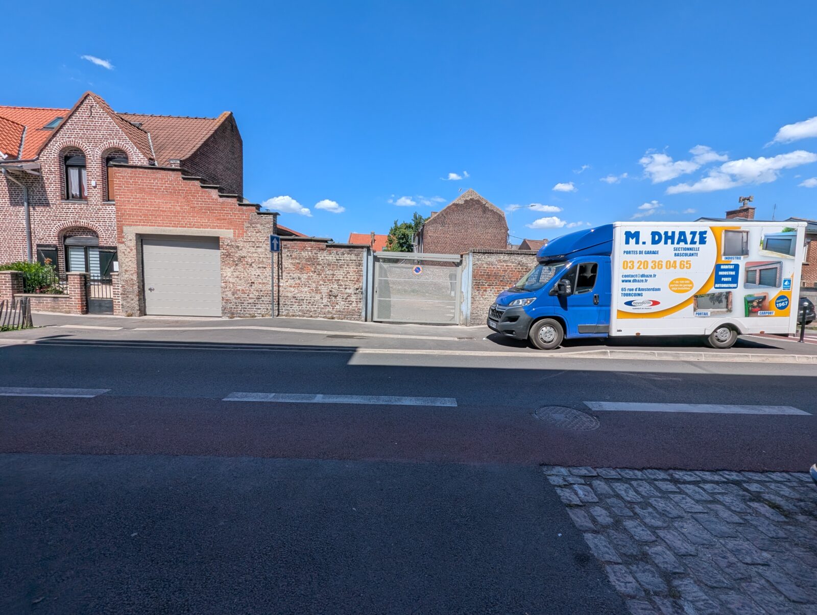 Installation d'un portail et porte de garage à Croix prés de Lille dans le Nord
